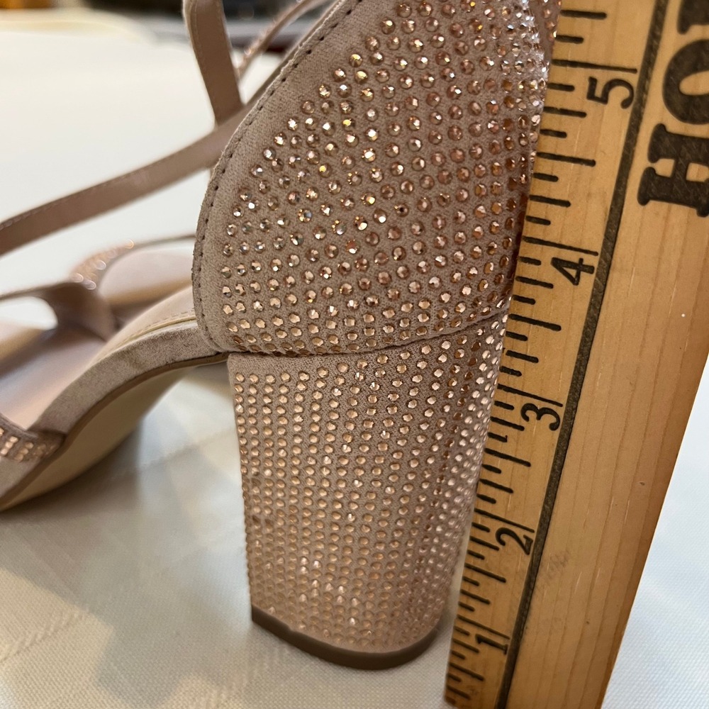 Women's Blush Strappy Block Heel Sandals - Picture 14 of 15